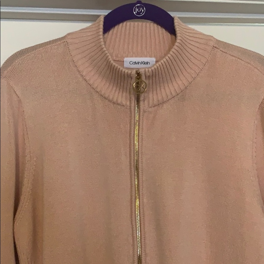 Calvin Klein Sweater